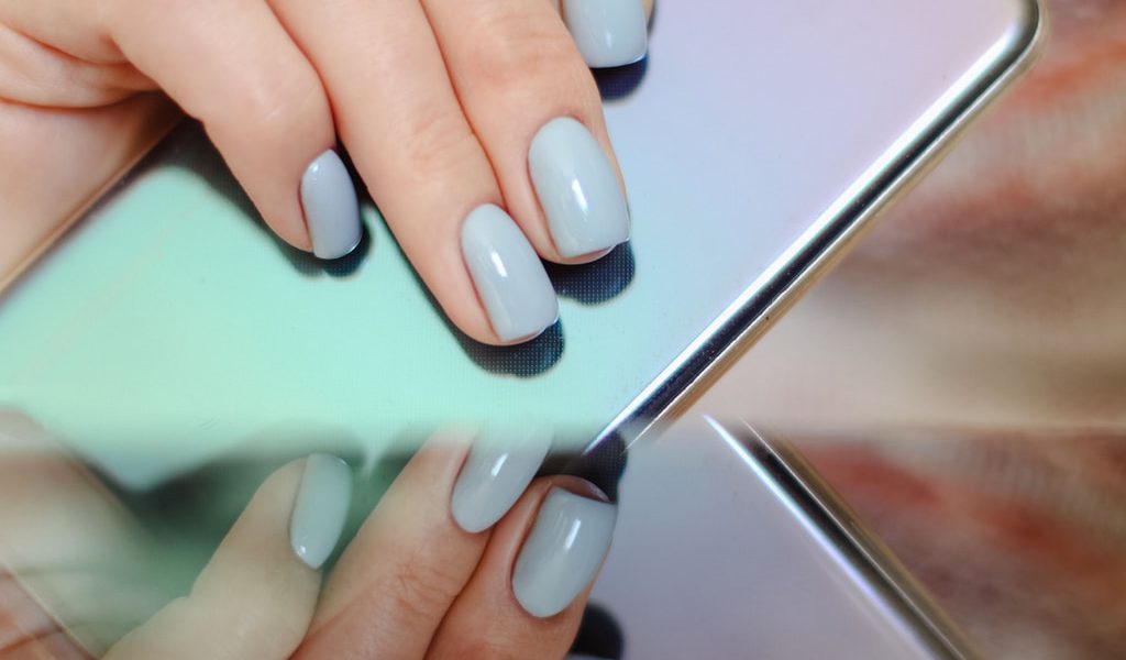 Bazy i topy do manicure
